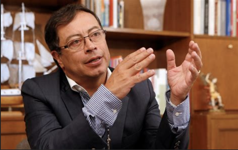 El Liderazgo Transformador de Gustavo Petro en Colombia